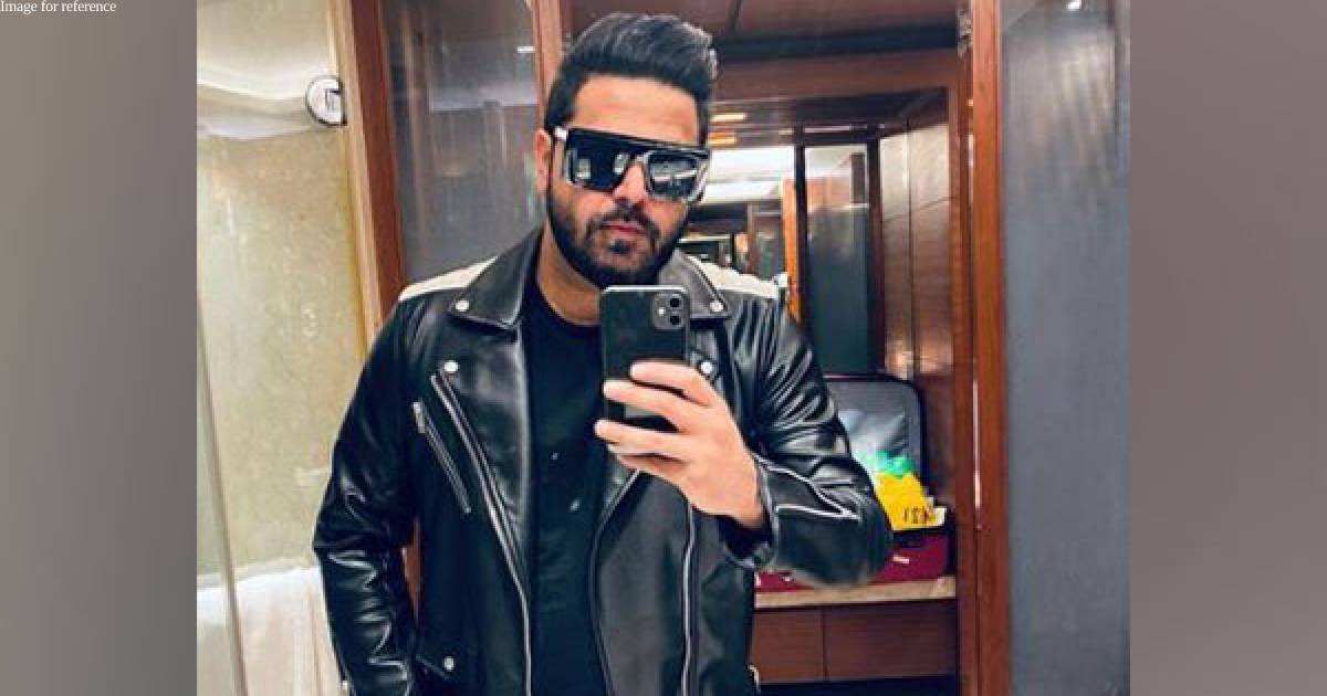 Punjabi Singer Alfaaz hospitalised after being rammed by tempo reversing at Mohali dhaba, now stable: Police